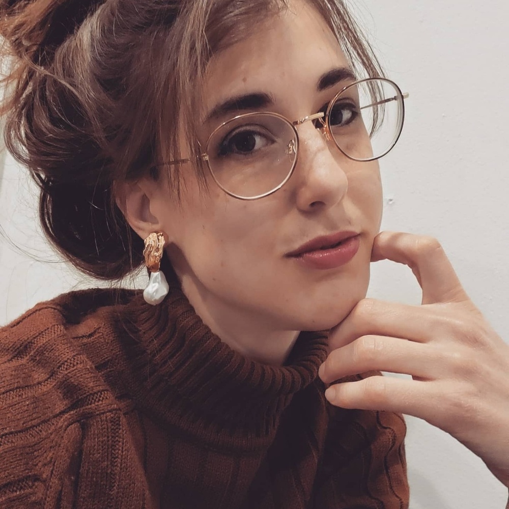 Meet your Posher, Laura